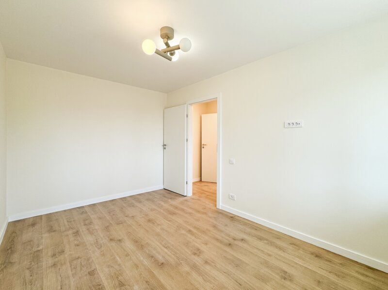 Favorit  Apartament Premium, Complet Renovat 1 Minut Metrou Favorit  0% Comision